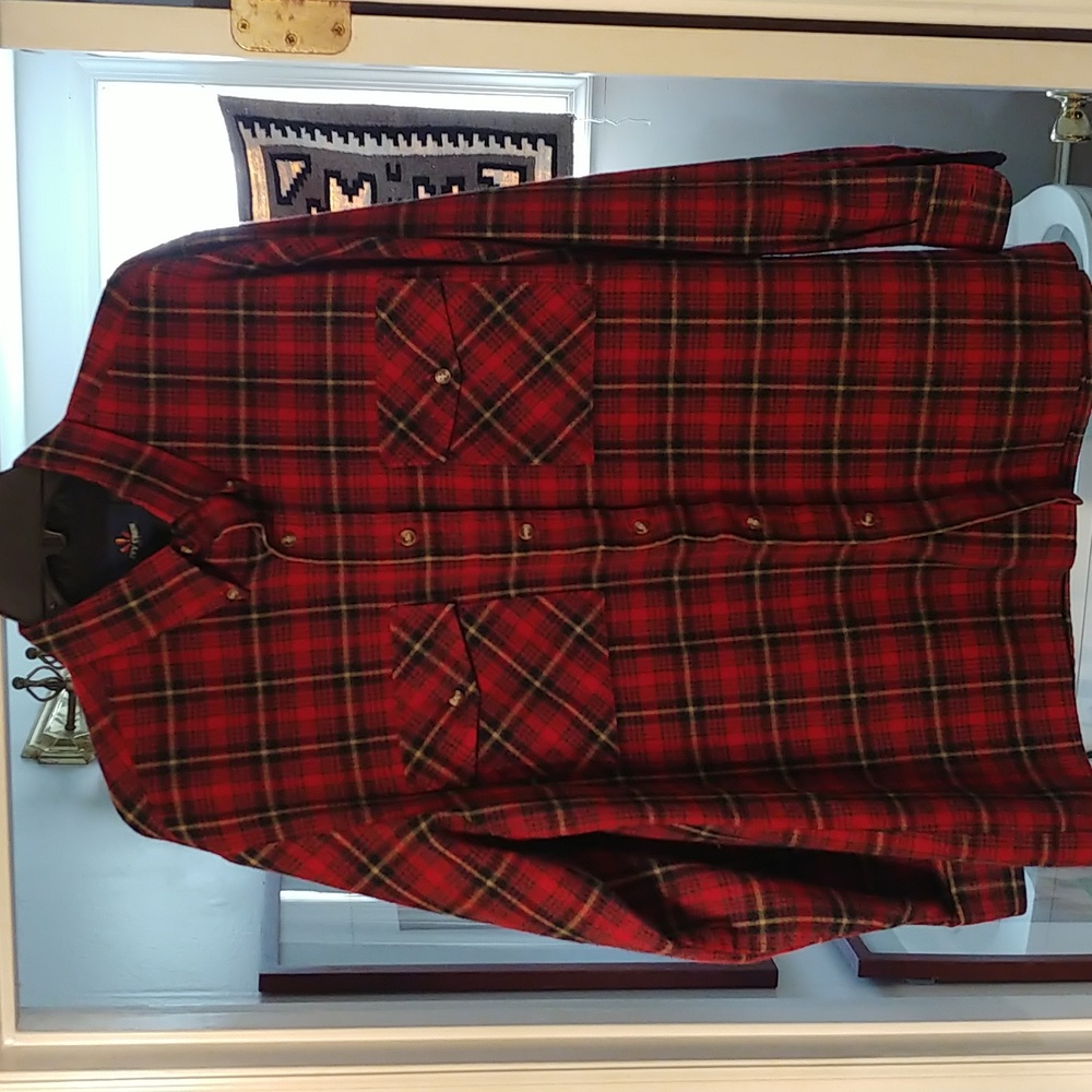 Plaid wool like shirt large